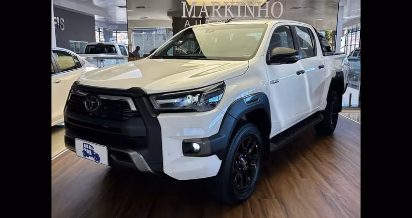 TOYOTA HILUX CD Conquest 4x4 2.8  Die.Aut
