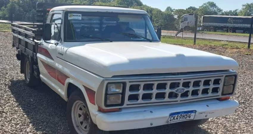 Ford F-1000 3.9 SUPER SÉRIE CS 8V DIESEL 2P MANUAL