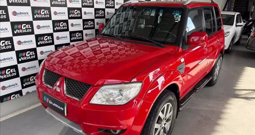 MITSUBISHI PAJERO TR4 2.0 4X2 16V 140cv - 2012/2013