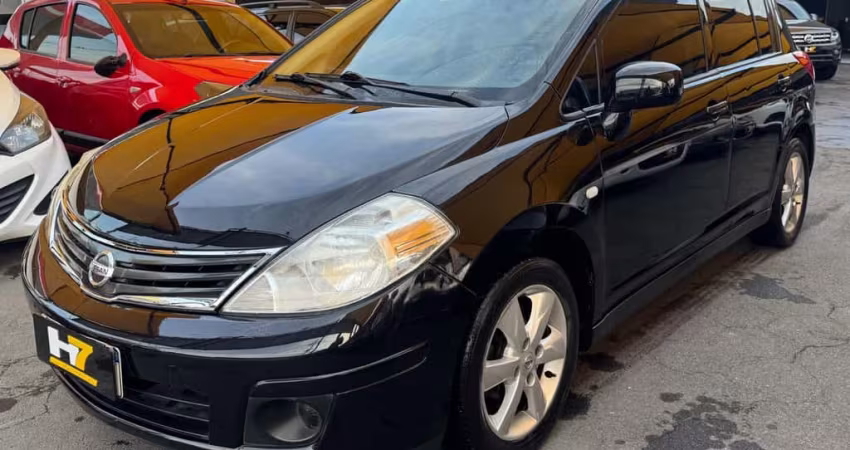 NISSAN TIIDA 1.8 S 2011