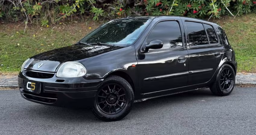 RENAULT CLIO RN 1.0 2002