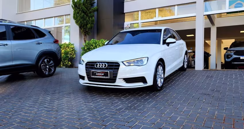 AUDI A3 Sedan 1.4/ Attra. 16V TB FSI S-tronic