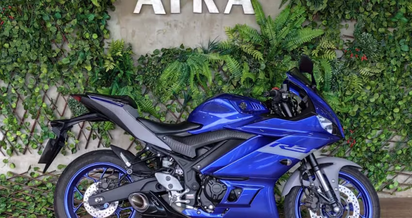 YAMAHA YZF R-3 321/ABS