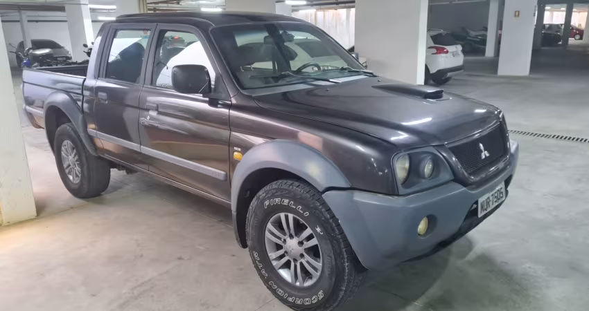 MITSUBISHI L200 OUTDOOR à venda.