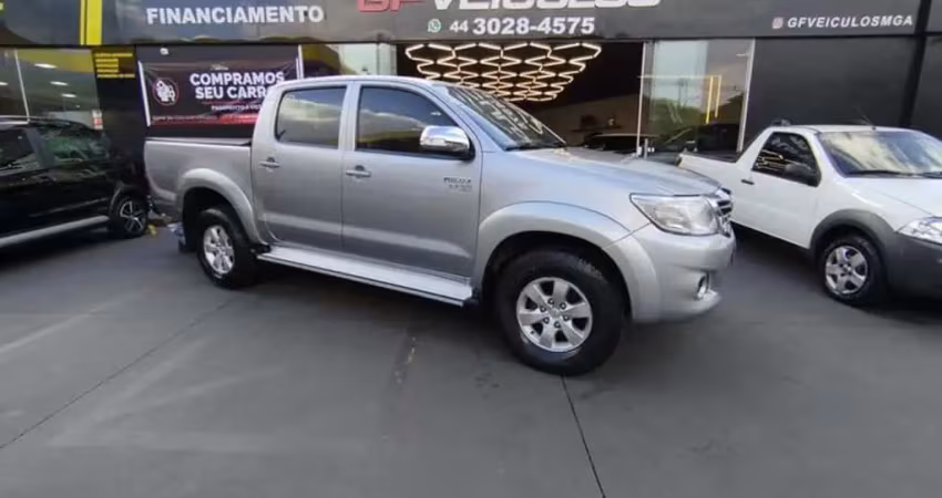 TOYOTA HILUX 2.7 VVT-I FLEX CD SRV 4X2 AUTOMÁTICO 2015