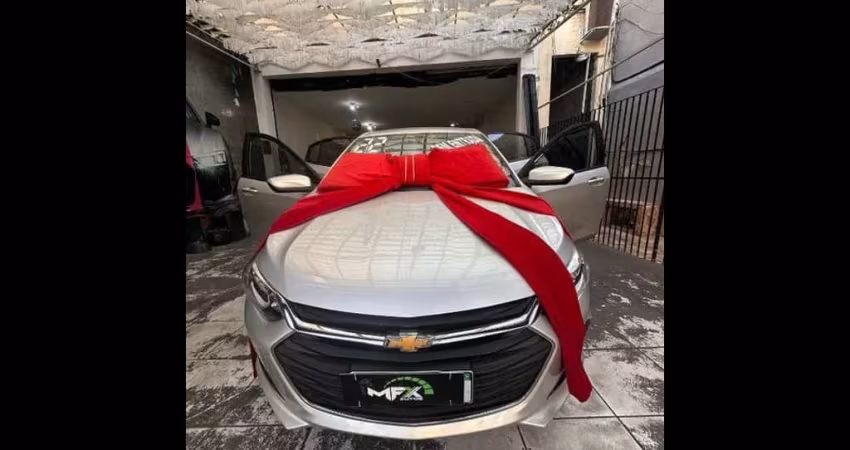 Chevrolet Onix PLUS LT 1.0 12V FLEX MEC. 4P - Branca - 2022/2022