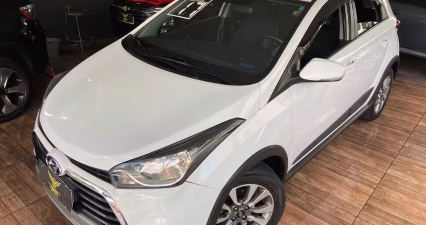 HYUNDAI HB20X 1.6 16V STYLE FLEX 4P MANUAL
