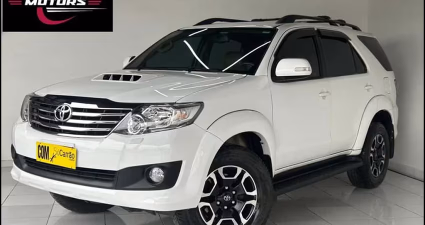 TOYOTA HILUXSW4 SRV4X4 2012