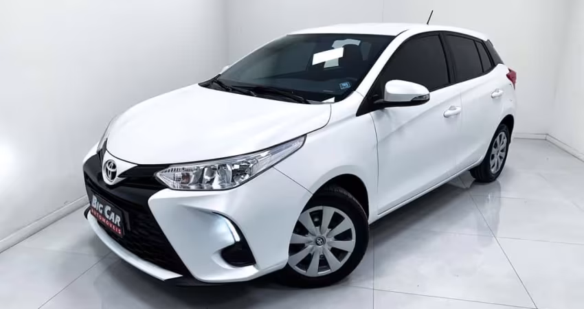 Toyota Yaris XL 1.5 Flex 16V 5p Aut.  - Branca - 2022/2023