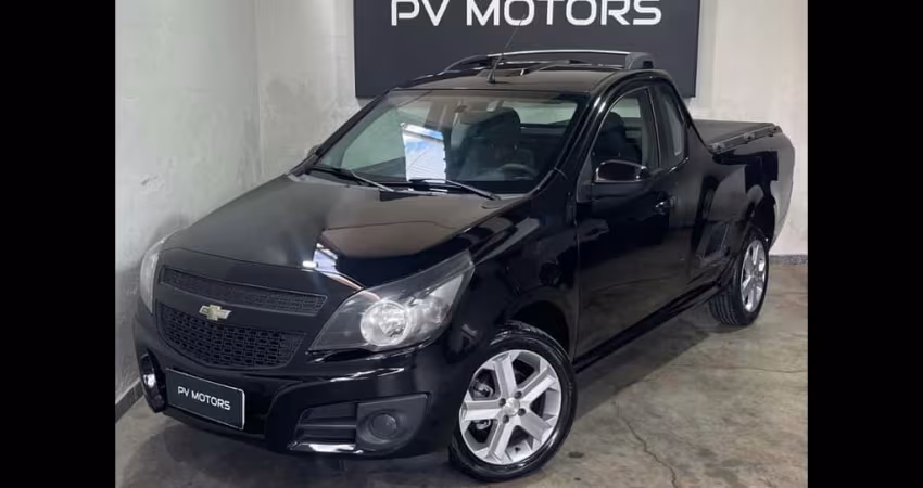 Chevrolet Montana Sport 1.4 ECONOFLEX 8V 2p  - Preta - 2017/2018