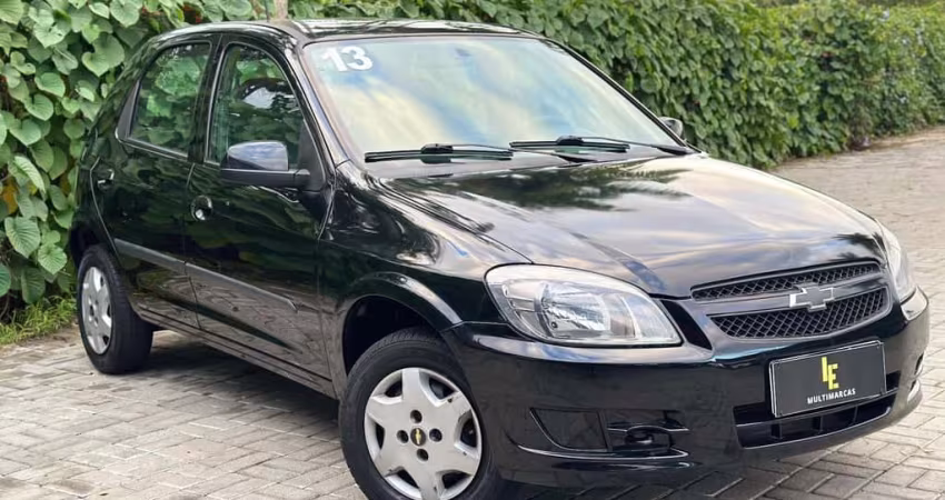 Chevrolet Celta Spirit/ LT 1.0 MPFI 8V FlexP. 5p  - Preta - 2012/2013
