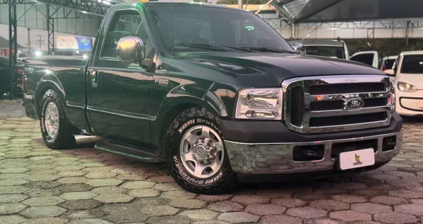 Ford F-250 XLT 4.2 TB Diesel  - Verde - 2002/2003