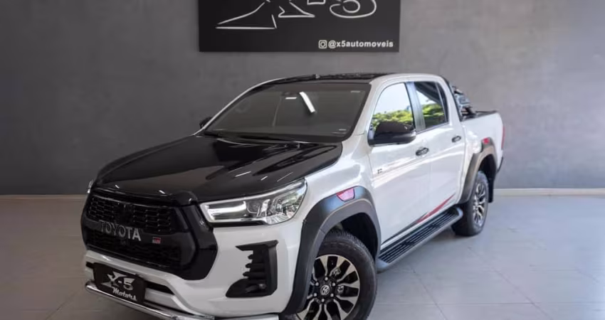 Toyota Hilux 2023 2.8 d-4d turbo diesel cd gr-s 4x4 automático