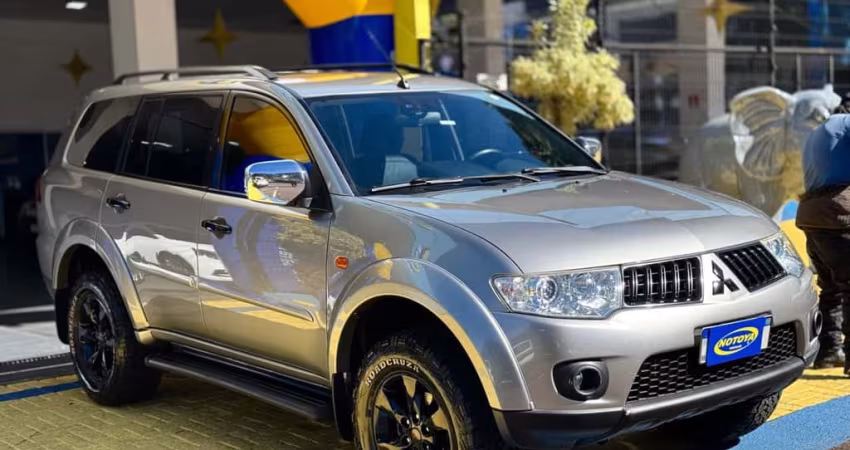 MITSUBISHI PAJERO DAKAR D 2013
