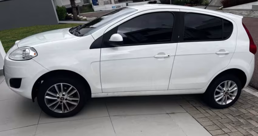 FIAT PALIO ESSENCE 1.6 16V DUALLOGIC 2015