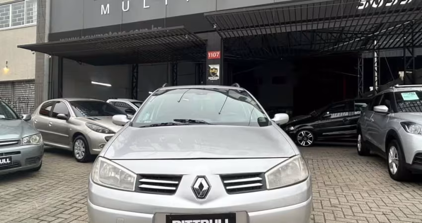 RENAULT MEGANE GRAND TOUR DYNAMIQUE 1.6 16V HI-FLEX MEC. 2011