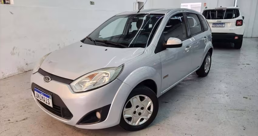 FORD FIESTA 1.6 MPI CLASS HATCH 8V FLEX 4P MANUAL