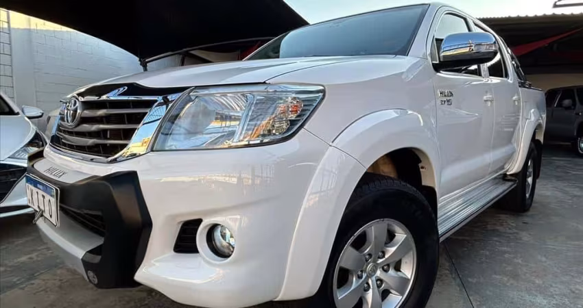 TOYOTA HILUX 2.7 SRV 4X2 CD 16V FLEX 4P AUTOMÁTICO