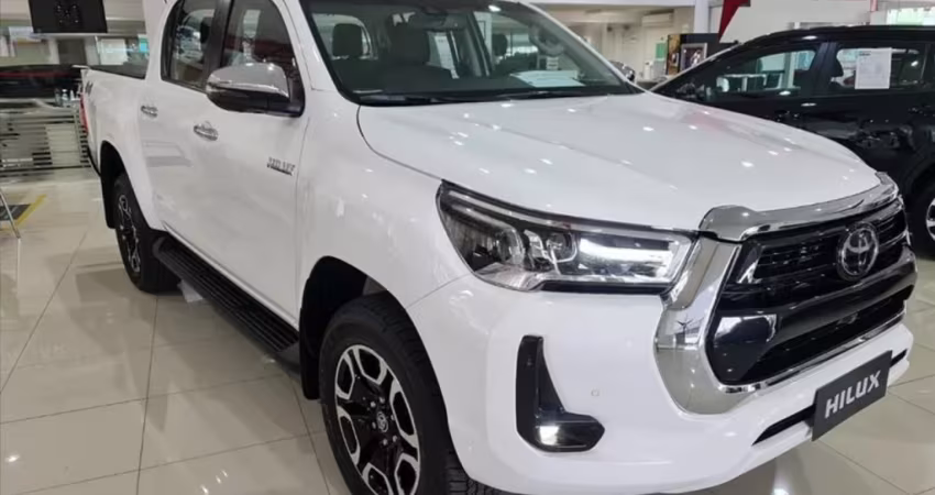 Toyota Hilux Srx 2.8 D-4d Tbo Diesel Cd 4x4 Aut.okm2025