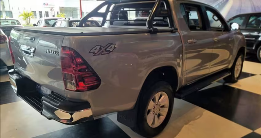 TOYOTA HILUX 2.8 SR 4X4 CD 16V - 2015/2016