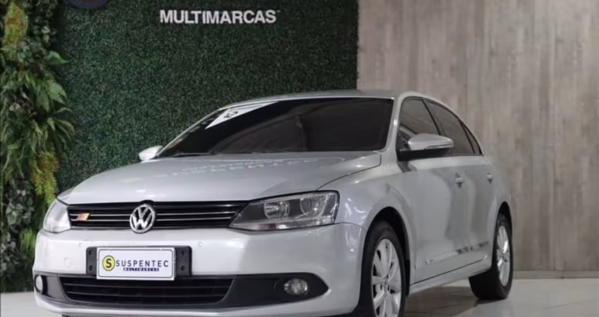 VOLKSWAGEN JETTA 2.0 Comfortline 120cv - 2012/2012