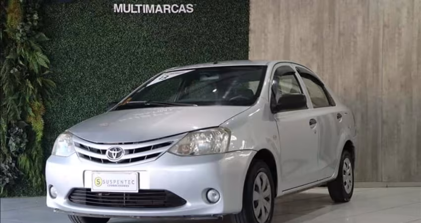 TOYOTA ETIOS 1.5 X Sedan 16V - 2013/2013