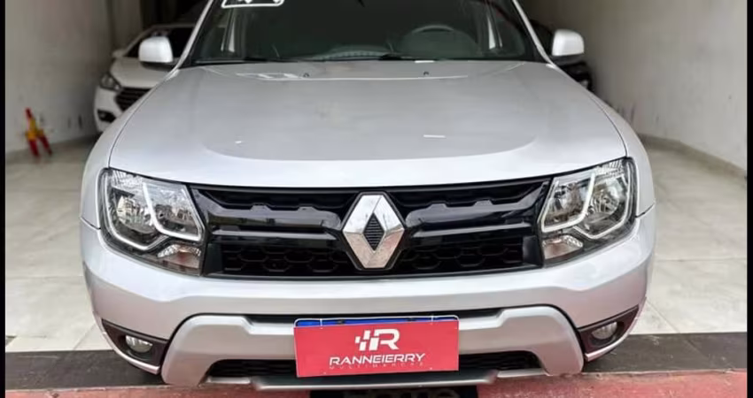 RENAULT OROCH 16 DYN42 2017