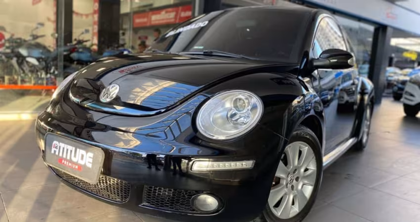 Volkswagen New beetle 2008 2.0 mi 8v gasolina 2p automático