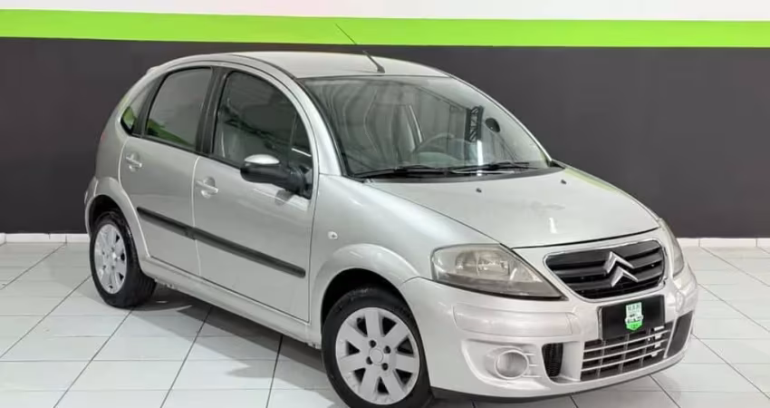 Citroën C3 GLX 1.4/ GLX Sonora 1.4 Flex 8V 5p  - Prata - 2011/2012