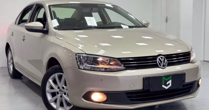 VOLKSWAGEN JETTA 2.0 2014