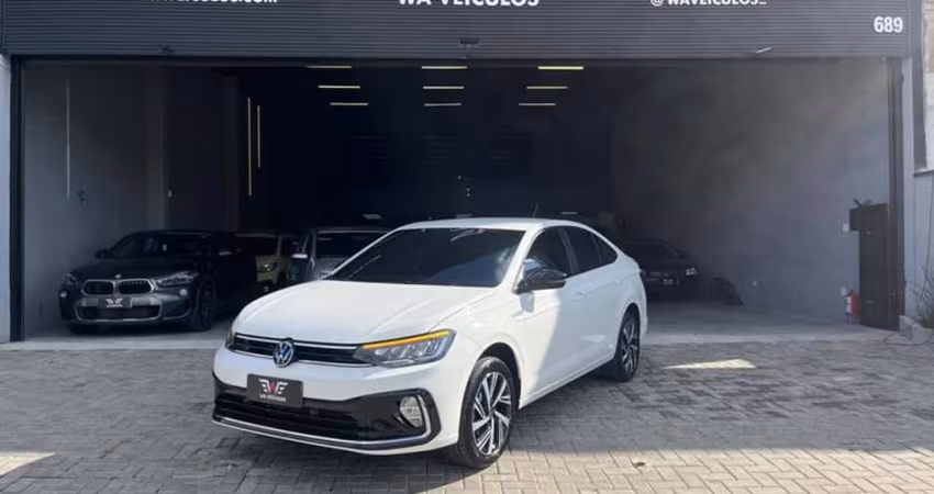 VOLKSWAGEN VIRTUS 1.0 200 TSI HIGHLINE AUTOMÁTICO 2024