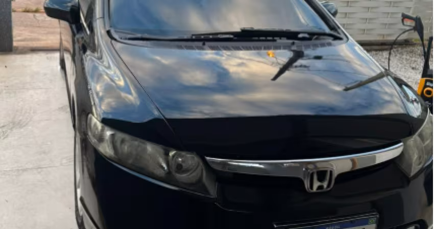 1.8 LXS SEDAN 16V 4P