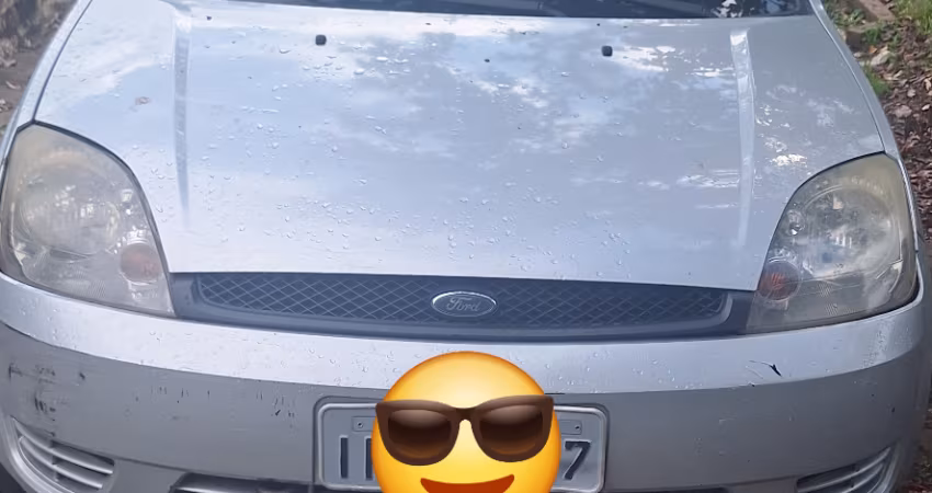 Ford/ Fiesta único dono