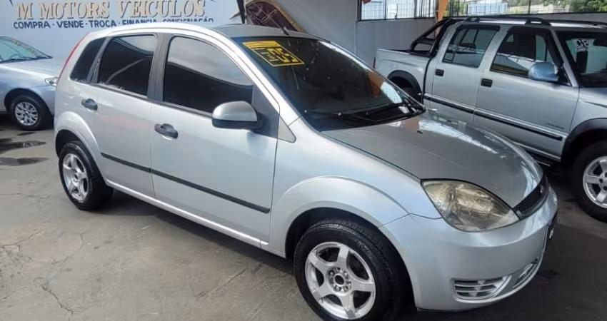 Ford fiesta 1.6 8v completo 