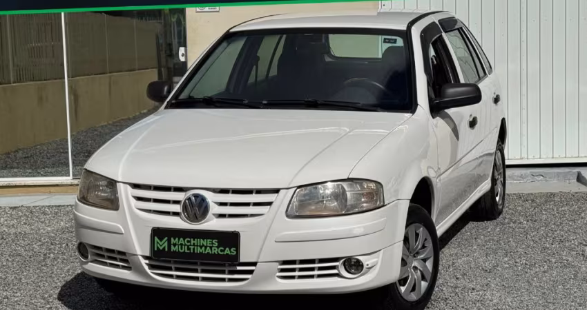 VW GOL 1.0 2013 4 PORTAS (FINANCIO E TROCO)