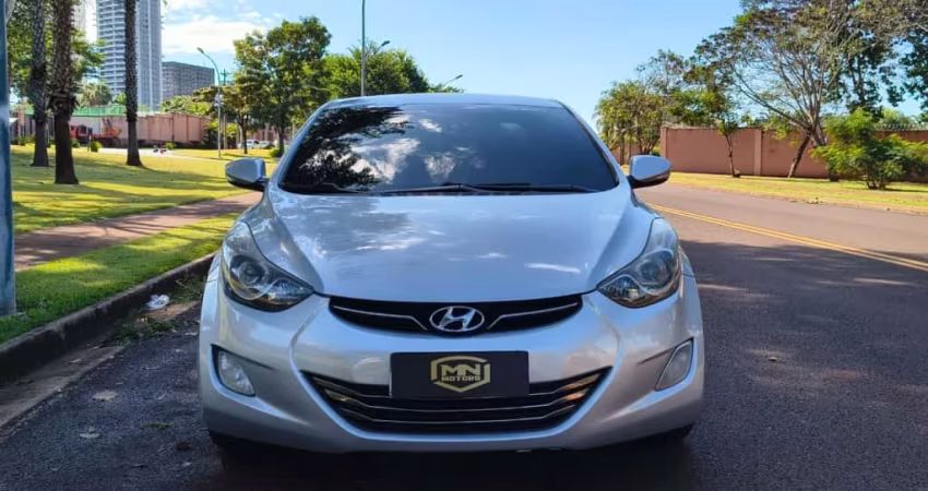 Hyundai Elantra 2013 1.8 gls 16v gasolina 4p automático
