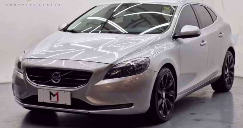 VOLVO V40 DYNAMIC 2.0 TURBO GASOLINA AUTOMÁTICO - 2014 - PRATA