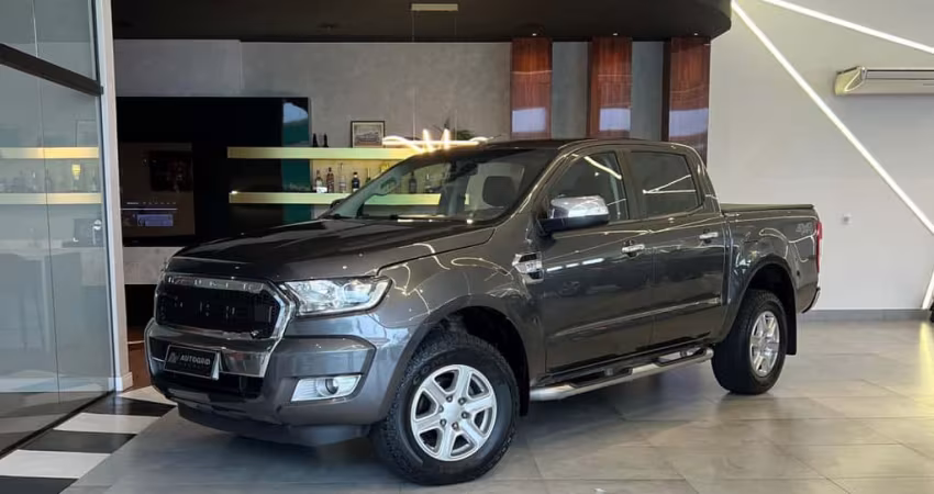 Ford Ranger XLT 3.2 20V 4x4 CD Diesel Aut.  - Cinza - 2017/2018