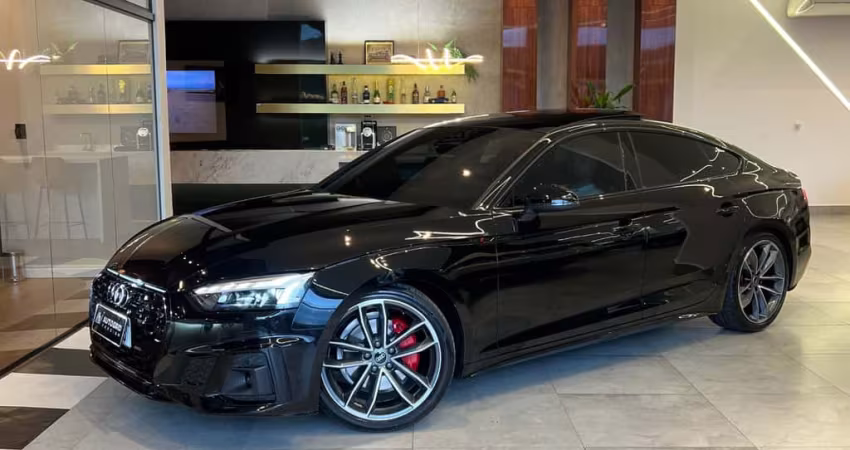 Audi A5 Sportback S-Line 2.0 TFSI S-tronic  - Preta - 2022/2023