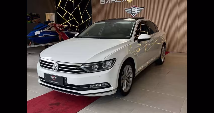 Passat Comfortline 2.0 TSI 220cv Tip.