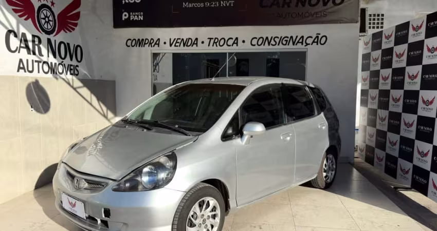 Honda Fit 2004 1.4 lx 8v gasolina 4p automático