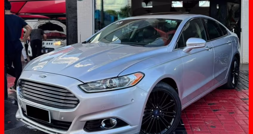 Fusion Titanium 2.0 AWD Aut. 2013 C/ teto solar/ Revisões na concessionaria/ Baixo KM