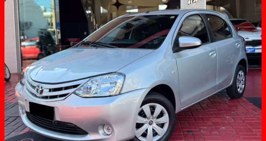 Etios XS 1.5 Flex Manual Completo 2016 C/ Manual e chave copia Financia 100%