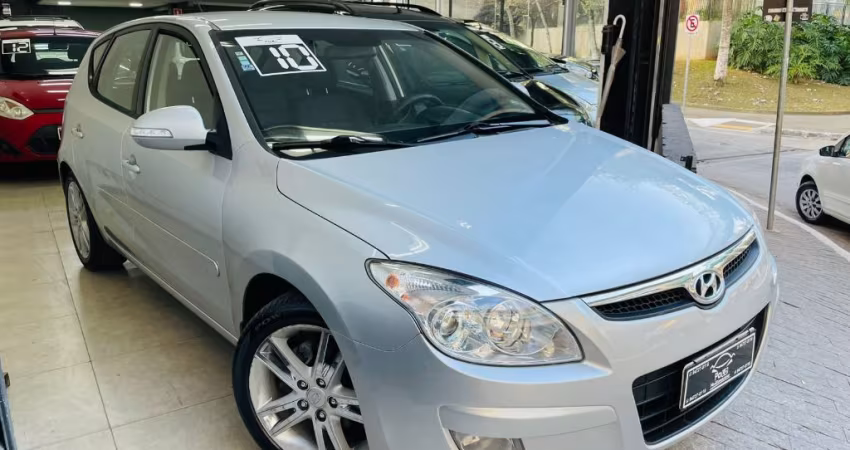 Hyundai i30 GLS 2.0 16V 2010