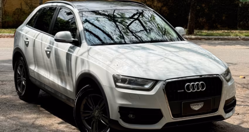 Q3 AMBIENTE - CARRO MUITO CONSERVADO, PNEUS NOVOS 