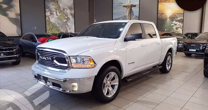 RAM CLASSIC LARAMIE 2023