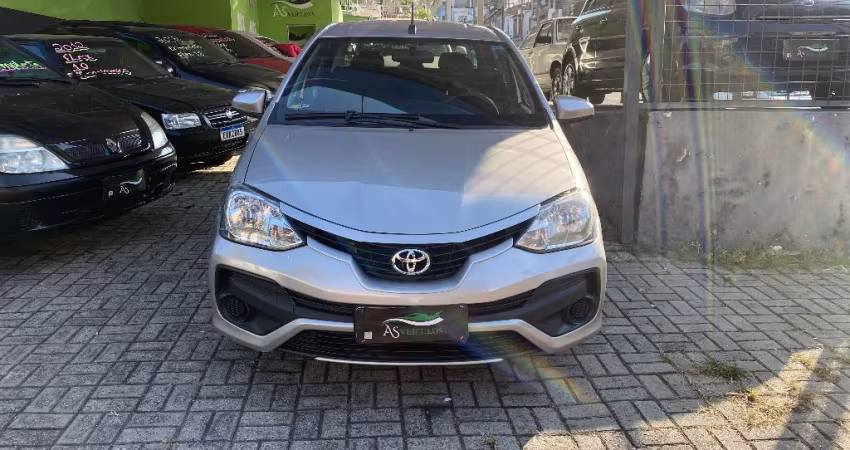 TOYOTA/ETIOS SD XS 15 AT 2019