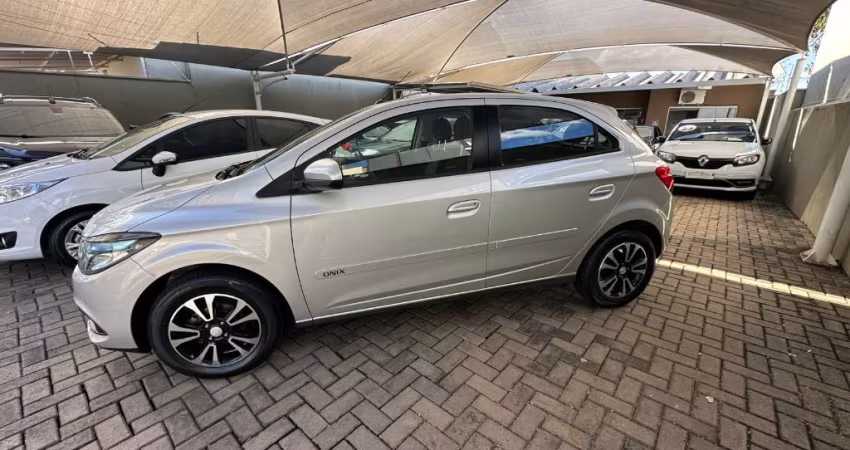 Onix 1.4 LT manual.