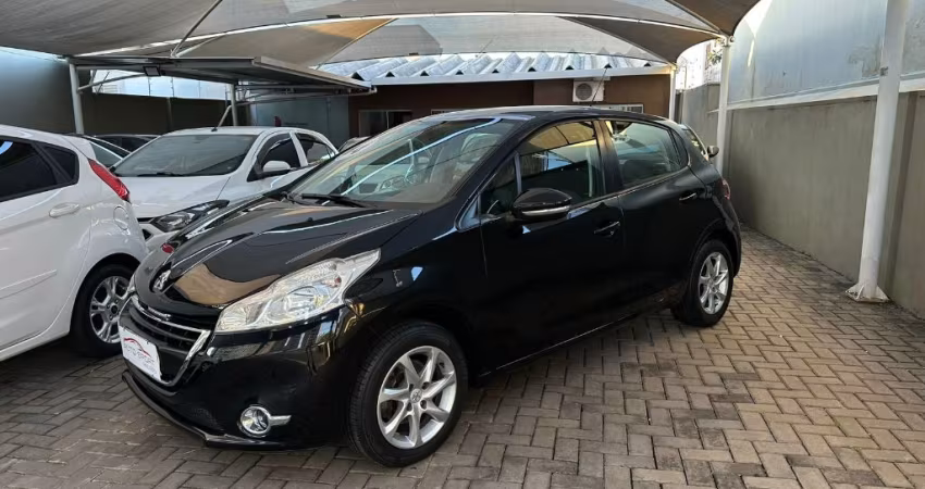 Peugeot 208 1.5 8V Allure