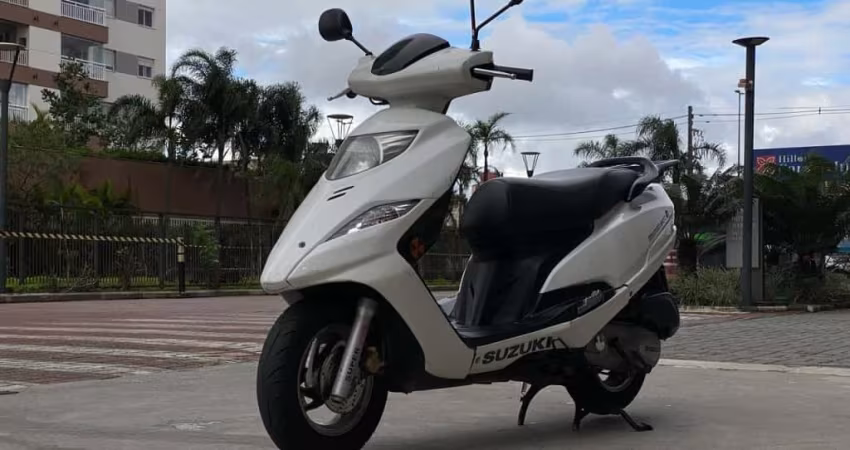 Suzuki Burgman i  2013